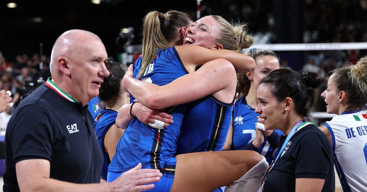 L'Italia femminile vola in finale a Parigi