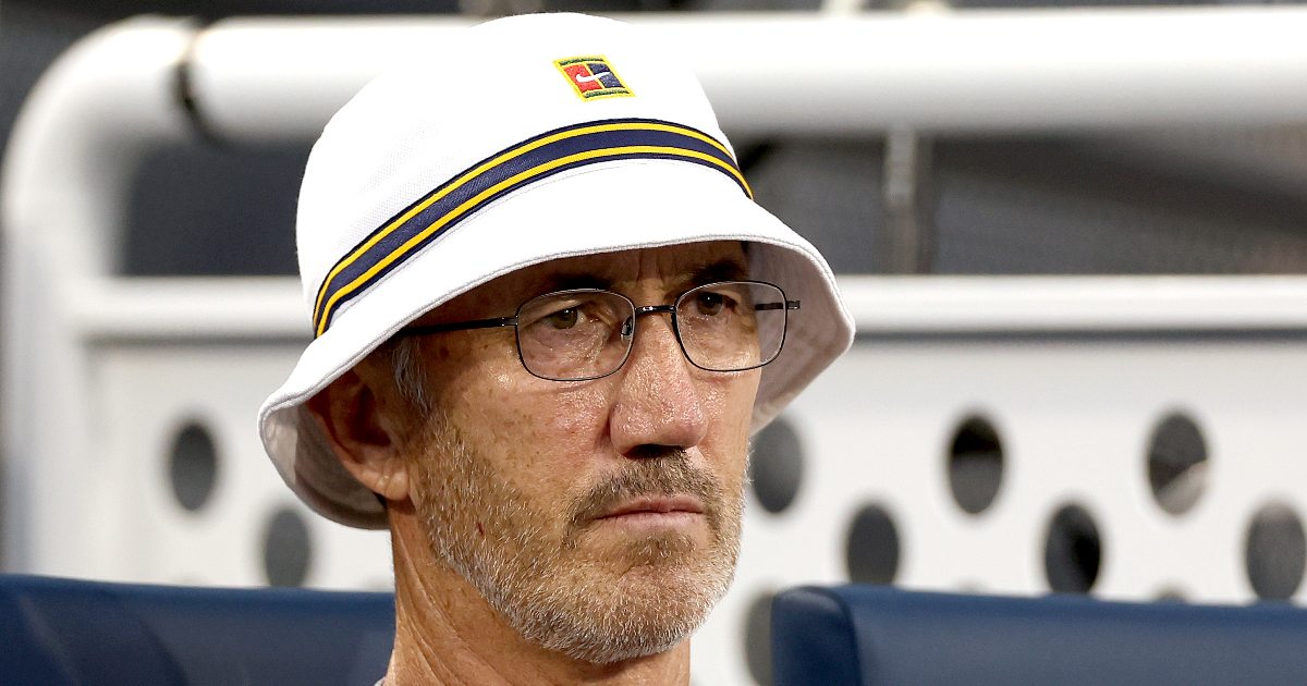 Il coach di tennis Darren Cahill