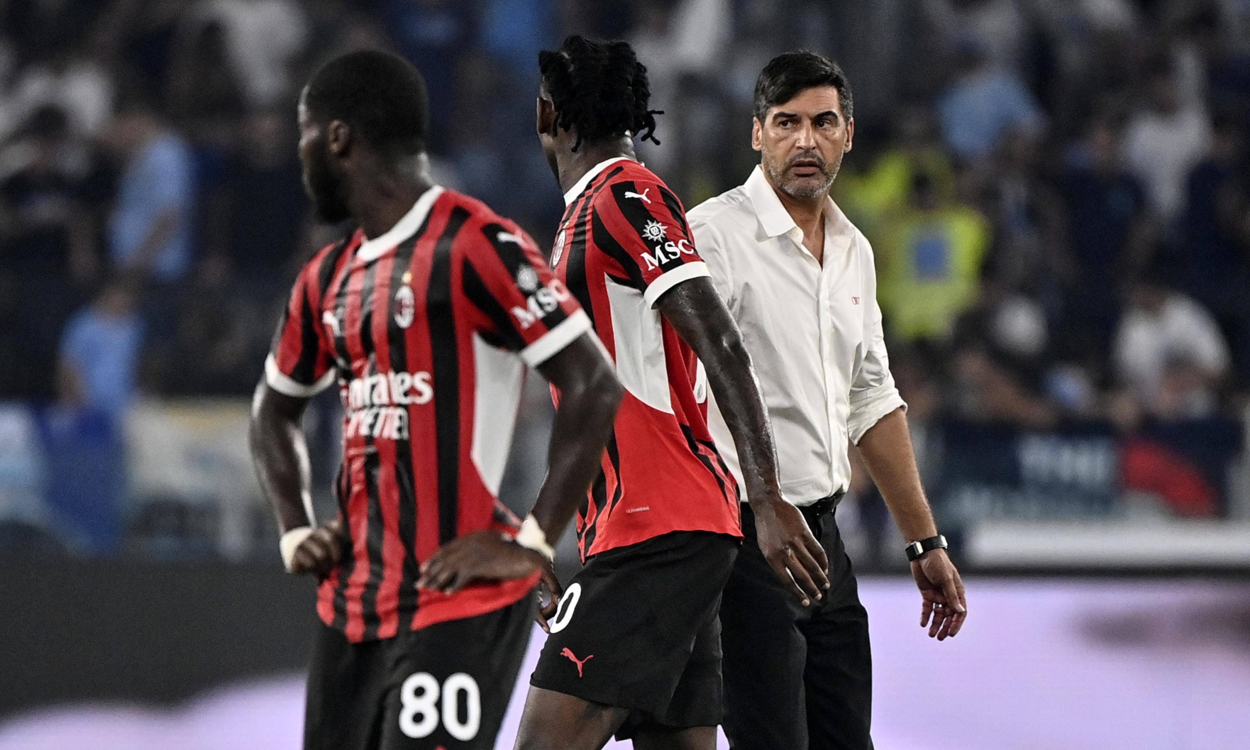 August 31, 2024, Rome: Milan s head coach Paulo Fonseca R with Milans Rafael Leao L during the Serie A soccer match between SS Lazio and AC Milan at the Olimpico stadium in Rome, Italy, 31 August 2024. ANSA/RICCARDO ANTIMIANI Soccer: Serie A Lazio vs Milan PUBLICATIONxINxGERxSUIxAUTxONLY - ZUMAa110 20240831_zaf_a110_190 Copyright: xRiccardoxAntimianix